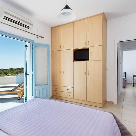 Ann-Margo House Villa Fira  Room photo
