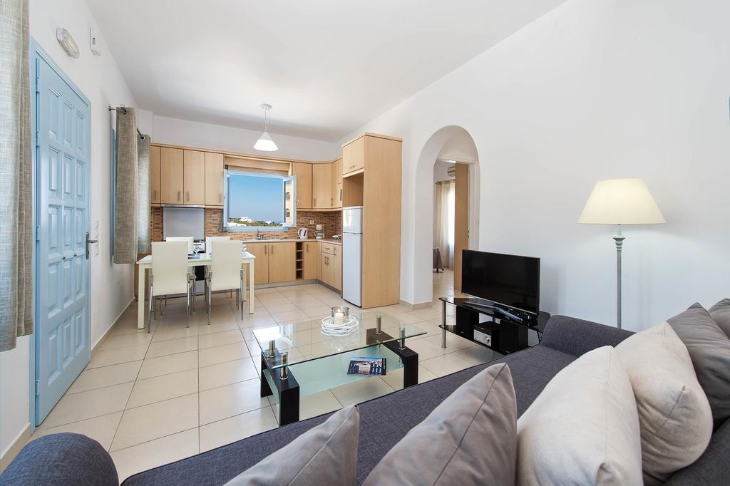 Ann-Margo House Villa Fira  Room photo